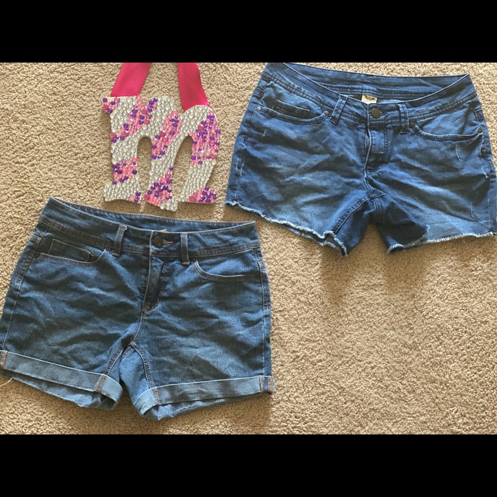 CHEAP BUNDLES OF SHORTS 💕